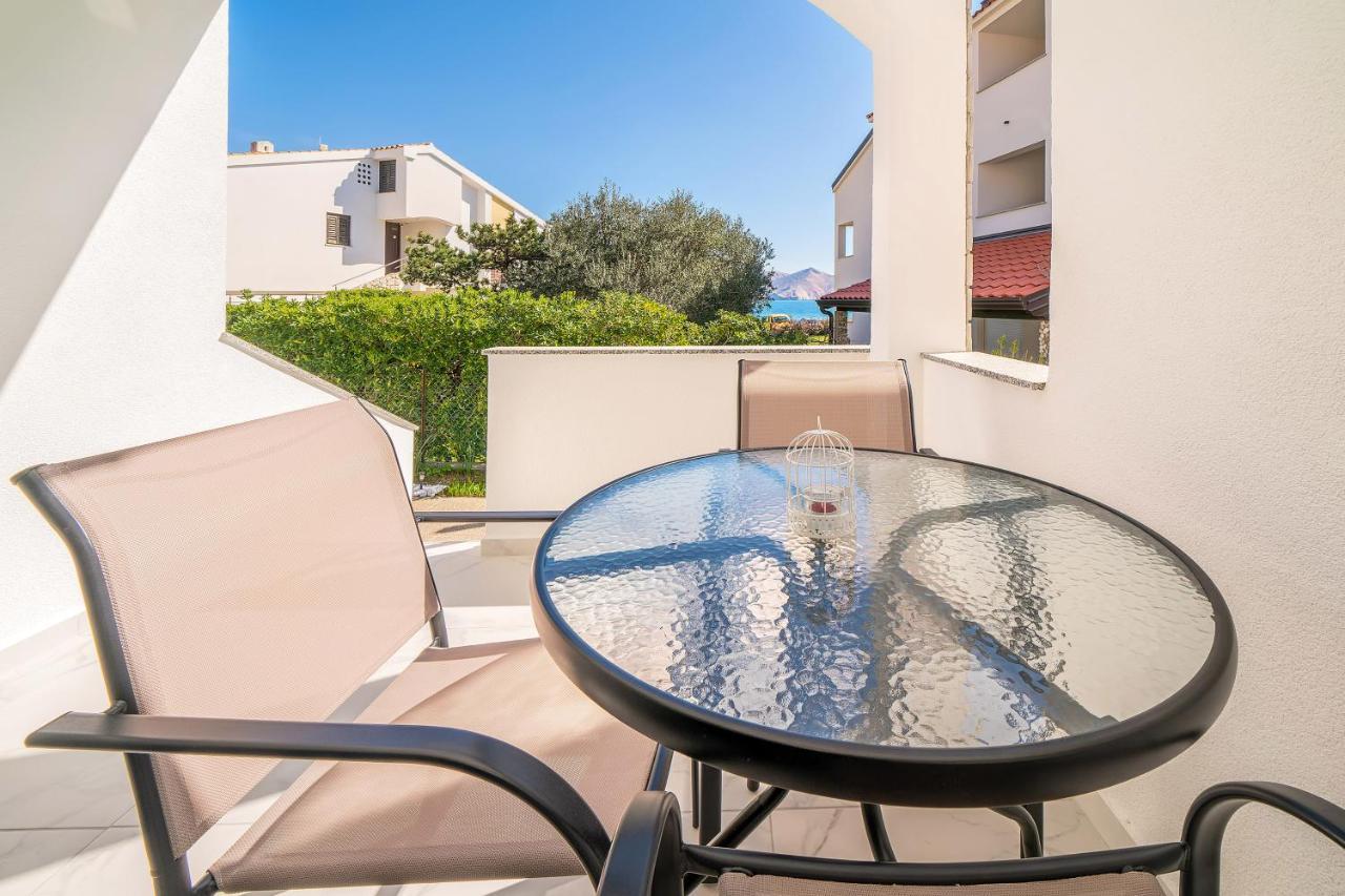 Apartments Kricin 14 Laura Baška Екстериор снимка