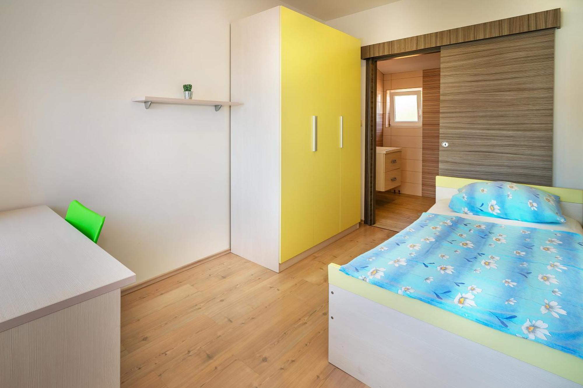 Apartments Kricin 14 Laura Baška Екстериор снимка