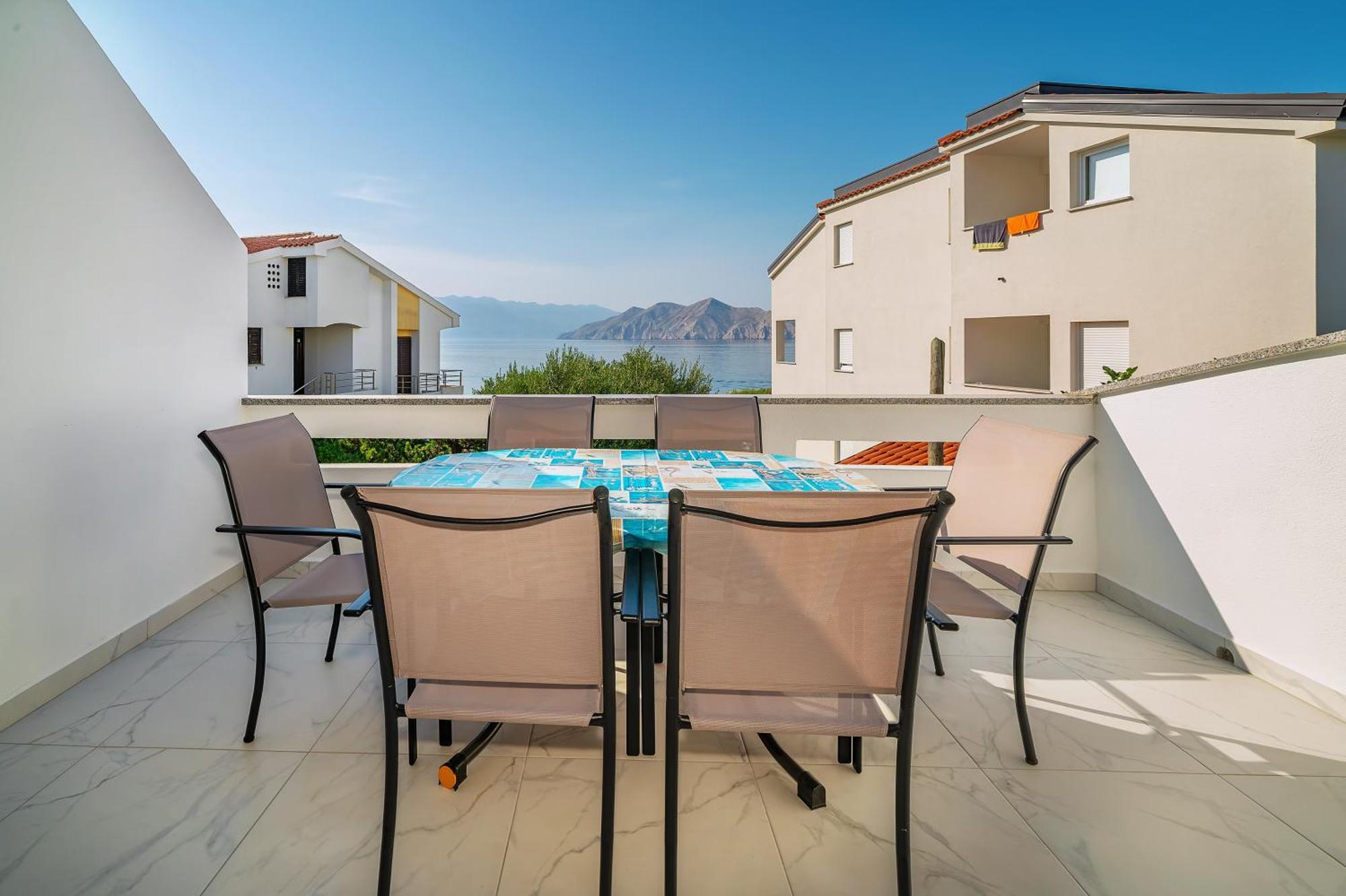 Apartments Kricin 14 Laura Baška Екстериор снимка